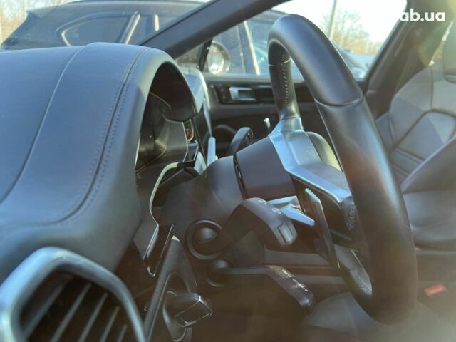 Порше Cayenne, об'ємом двигуна 3 л та пробігом 29 тис. км за 92269 $, фото 25 на Automoto.ua