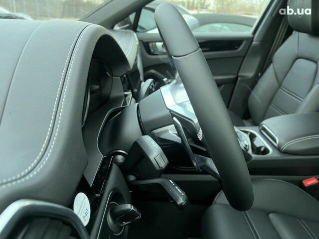Порше Каен, объемом двигателя 3 л и пробегом 9 тыс. км за 136828 $, фото 15 на Automoto.ua