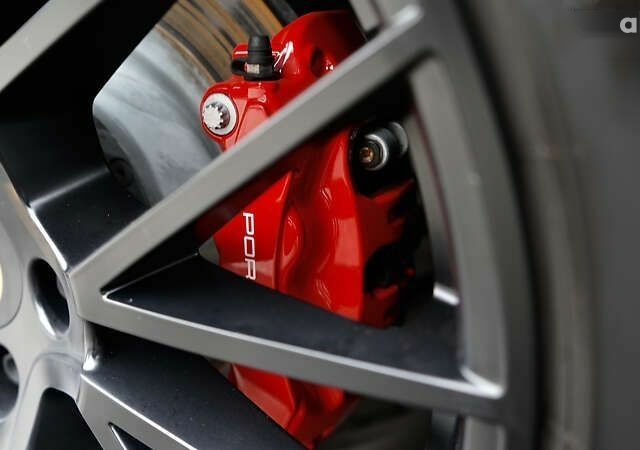 Порше Каен, объемом двигателя 4 л и пробегом 31 тыс. км за 95000 $, фото 19 на Automoto.ua