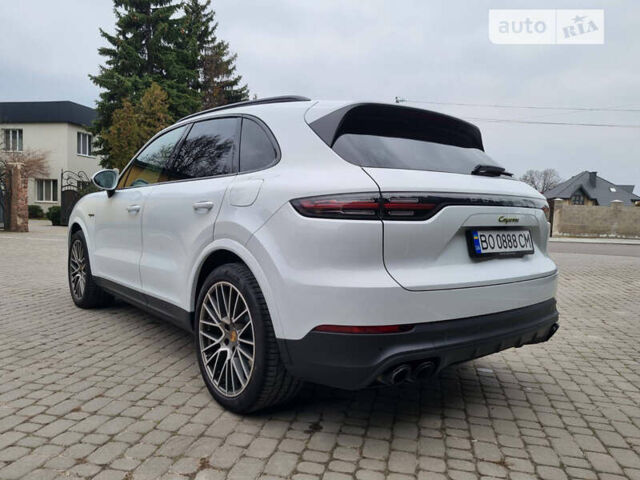 Порше Cayenne, об'ємом двигуна 3 л та пробігом 25 тис. км за 117000 $, фото 7 на Automoto.ua