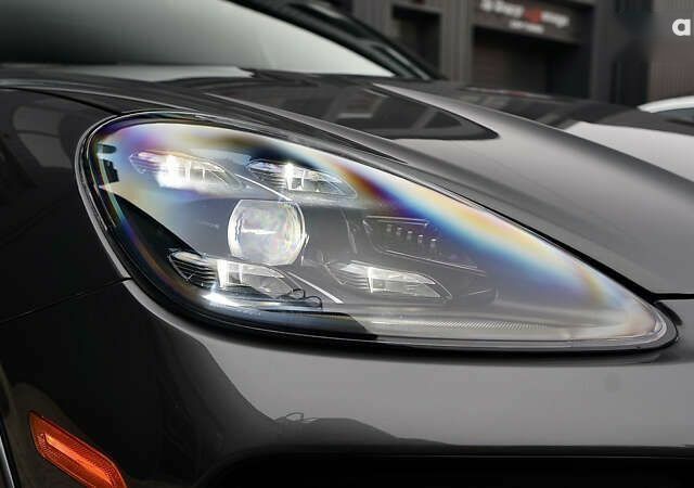 Порше Каен, объемом двигателя 4 л и пробегом 25 тыс. км за 95000 $, фото 6 на Automoto.ua