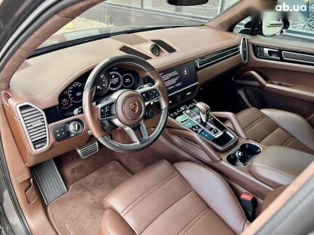 Порше Каен, объемом двигателя 4 л и пробегом 53 тыс. км за 103000 $, фото 25 на Automoto.ua
