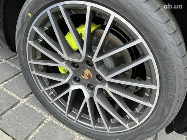 Порше Каен, объемом двигателя 3 л и пробегом 9 тыс. км за 136828 $, фото 12 на Automoto.ua