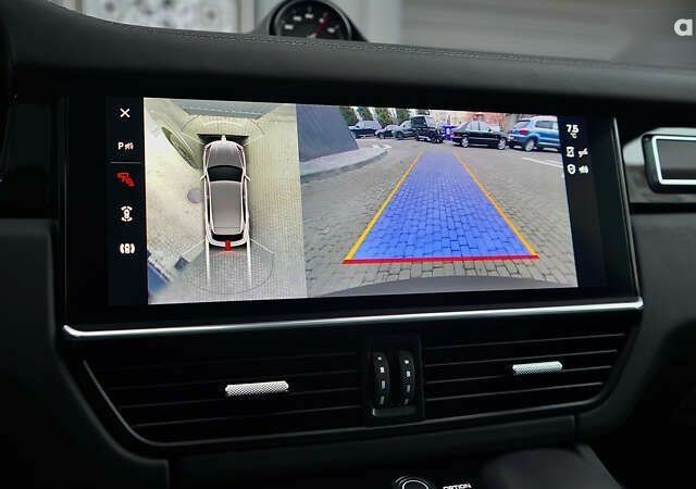 Порше Каен, объемом двигателя 4 л и пробегом 31 тыс. км за 95000 $, фото 29 на Automoto.ua