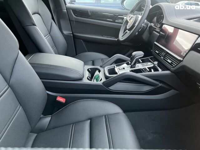 Порше Каен, объемом двигателя 3 л и пробегом 9 тыс. км за 136828 $, фото 3 на Automoto.ua