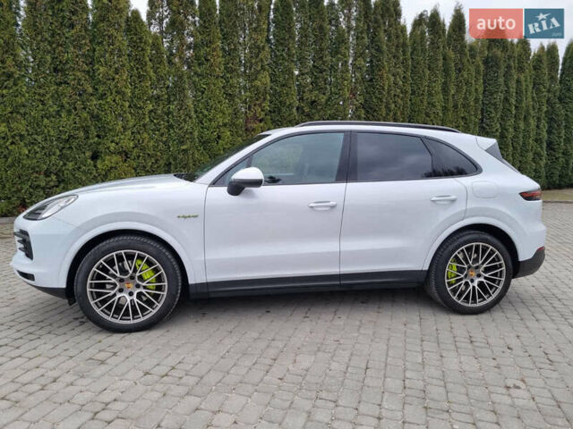 Порше Cayenne, об'ємом двигуна 3 л та пробігом 25 тис. км за 117000 $, фото 3 на Automoto.ua