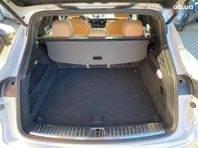 Порше Каен, объемом двигателя 2.9 л и пробегом 32 тыс. км за 83850 $, фото 28 на Automoto.ua