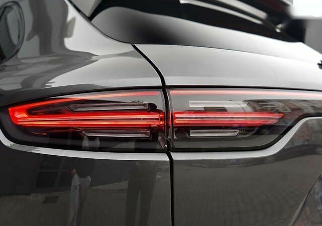 Порше Каен, объемом двигателя 4 л и пробегом 31 тыс. км за 95000 $, фото 25 на Automoto.ua