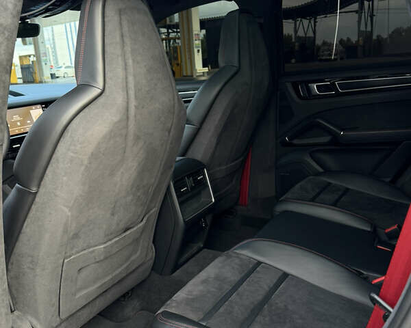 Порше Каен, объемом двигателя 4 л и пробегом 22 тыс. км за 92500 $, фото 4 на Automoto.ua