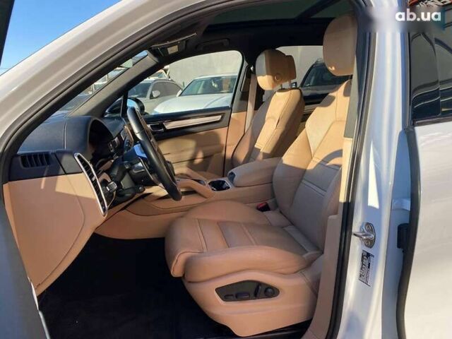 Порше Каен, объемом двигателя 2.9 л и пробегом 32 тыс. км за 83850 $, фото 19 на Automoto.ua