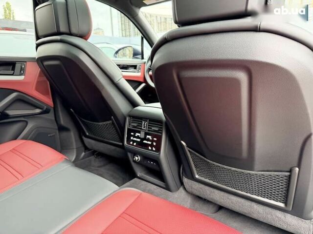 Порше Cayenne, об'ємом двигуна 3 л та пробігом 18 тис. км за 98999 $, фото 22 на Automoto.ua