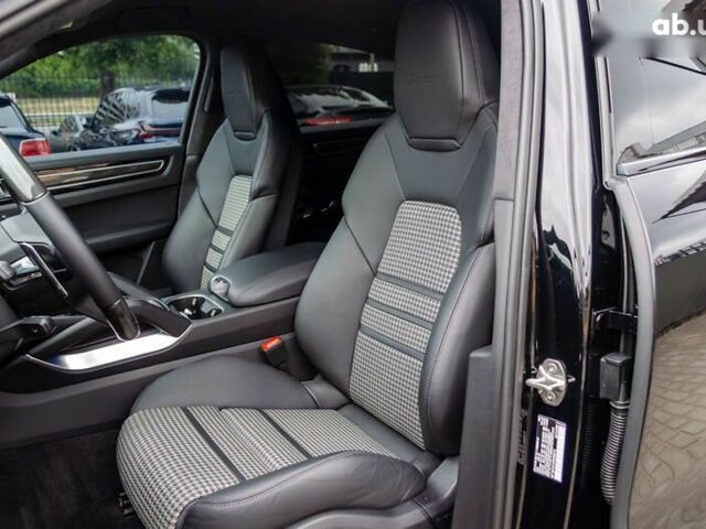 Порше Cayenne, об'ємом двигуна 4 л та пробігом 12 тис. км за 137700 $, фото 29 на Automoto.ua
