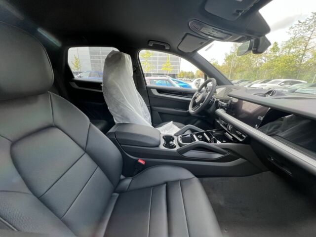 Порше Cayenne, об'ємом двигуна 3 л та пробігом 1 тис. км за 135415 $, фото 31 на Automoto.ua