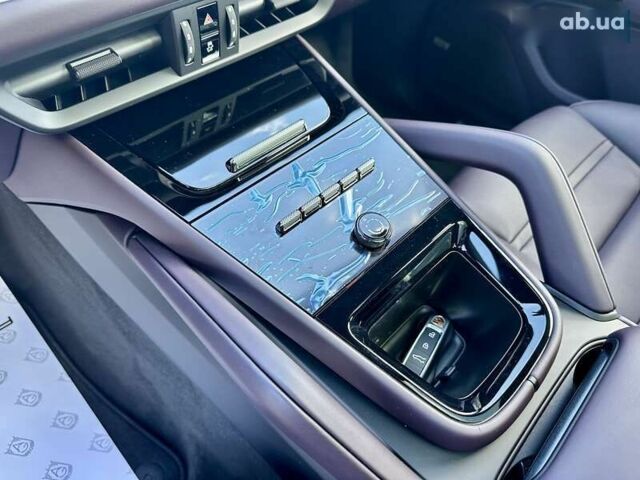 Порше Cayenne, об'ємом двигуна 3 л та пробігом 1 тис. км за 154000 $, фото 28 на Automoto.ua