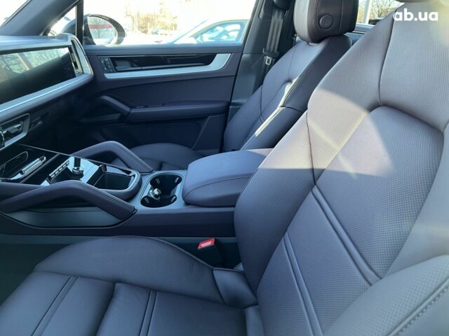 Порше Каен, объемом двигателя 3 л и пробегом 1 тыс. км за 130851 $, фото 18 на Automoto.ua