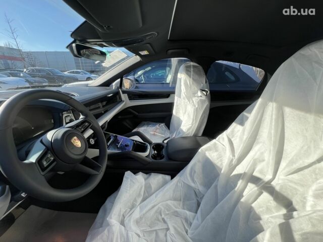 Порше Каен, объемом двигателя 3 л и пробегом 0 тыс. км за 171497 $, фото 29 на Automoto.ua