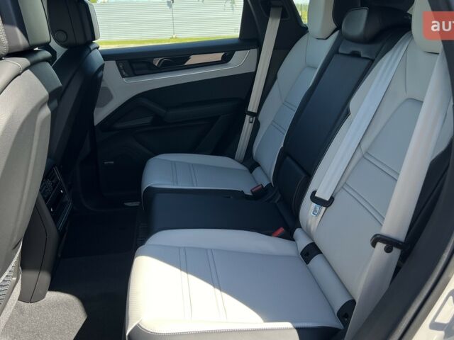 купити нове авто Порше Cayenne 2024 року від офіційного дилера Порше Центр Київ Аеропорт Порше фото