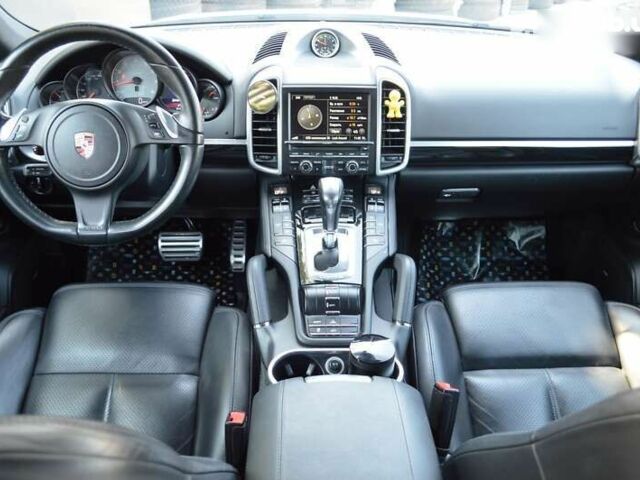 Порше Каен, объемом двигателя 0 л и пробегом 122 тыс. км за 26500 $, фото 27 на Automoto.ua