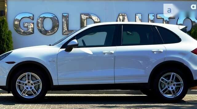 Порше Каен, объемом двигателя 0 л и пробегом 122 тыс. км за 26500 $, фото 10 на Automoto.ua
