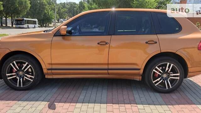 Жовтий Порше Cayenne, об'ємом двигуна 4.8 л та пробігом 220 тис. км за 8200 $, фото 6 на Automoto.ua