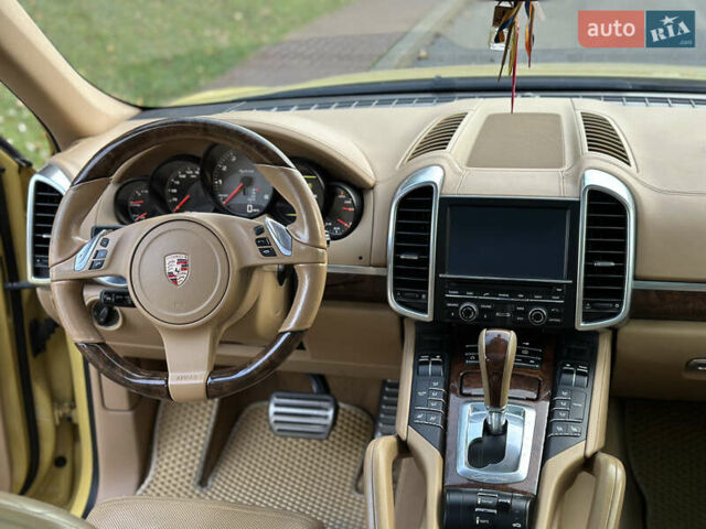 Жовтий Порше Cayenne, об'ємом двигуна 3 л та пробігом 220 тис. км за 13500 $, фото 32 на Automoto.ua