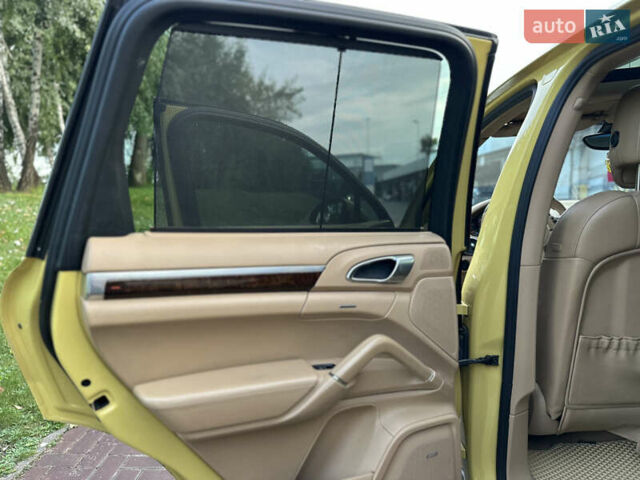 Жовтий Порше Cayenne, об'ємом двигуна 3 л та пробігом 220 тис. км за 13500 $, фото 37 на Automoto.ua