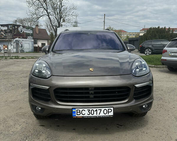 Сірий Порше Cayenne, об'ємом двигуна 3.6 л та пробігом 93 тис. км за 29900 $, фото 2 на Automoto.ua