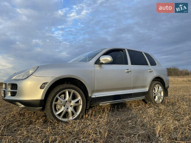 Серый Порше Каен, объемом двигателя 4.5 л и пробегом 265 тыс. км за 9000 $, фото 35 на Automoto.ua