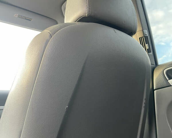 Серый Порше Каен, объемом двигателя 4.5 л и пробегом 265 тыс. км за 9000 $, фото 54 на Automoto.ua