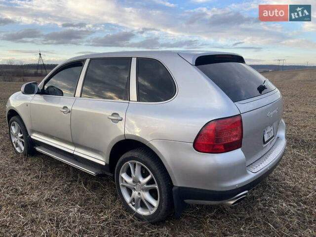 Серый Порше Каен, объемом двигателя 4.5 л и пробегом 265 тыс. км за 9000 $, фото 17 на Automoto.ua