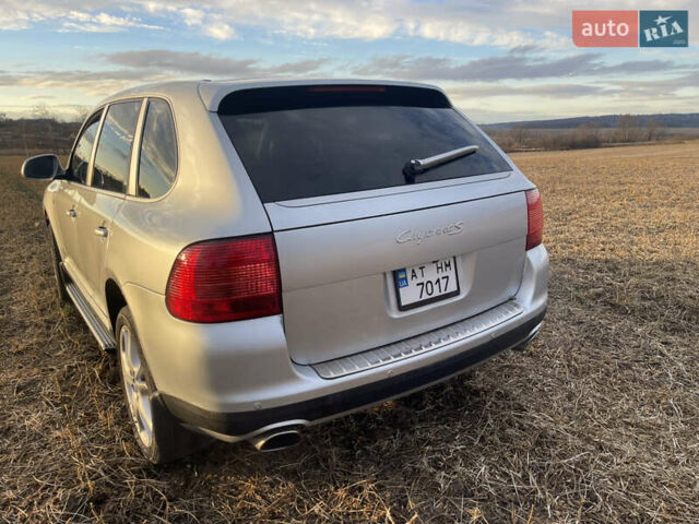 Серый Порше Каен, объемом двигателя 4.5 л и пробегом 265 тыс. км за 9000 $, фото 10 на Automoto.ua