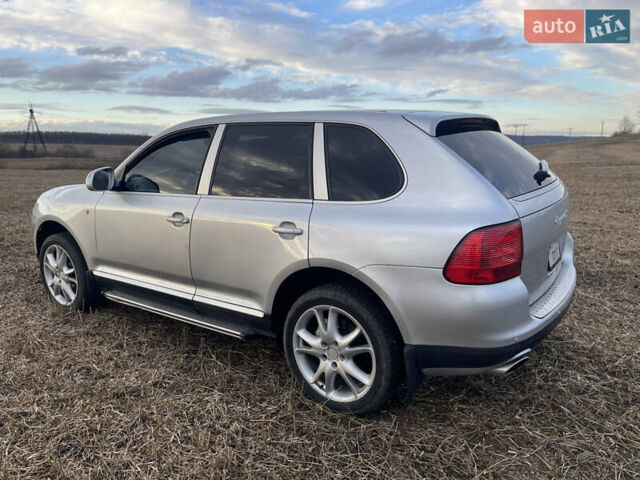 Серый Порше Каен, объемом двигателя 4.5 л и пробегом 265 тыс. км за 9000 $, фото 18 на Automoto.ua