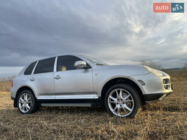 Серый Порше Каен, объемом двигателя 4.5 л и пробегом 265 тыс. км за 9000 $, фото 5 на Automoto.ua