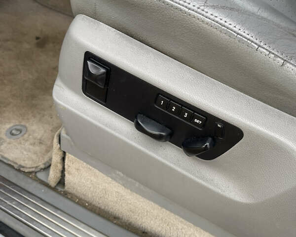 Серый Порше Каен, объемом двигателя 4.5 л и пробегом 265 тыс. км за 9000 $, фото 61 на Automoto.ua