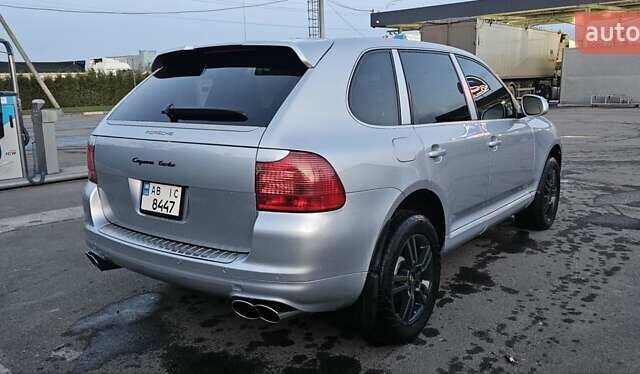 Серый Порше Каен, объемом двигателя 4.51 л и пробегом 199 тыс. км за 11300 $, фото 3 на Automoto.ua