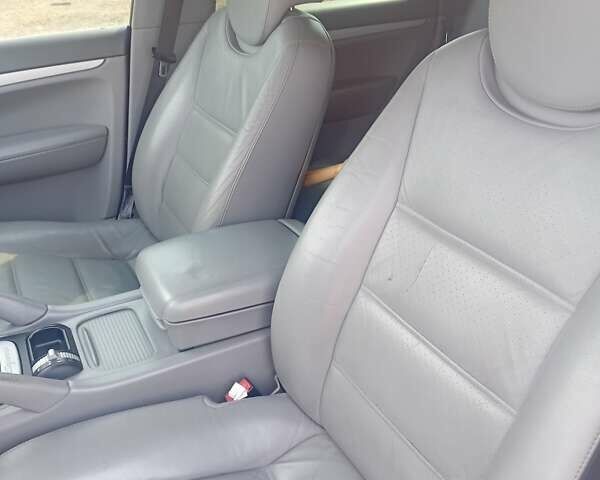 Сірий Порше Cayenne, об'ємом двигуна 3.19 л та пробігом 245 тис. км за 9999 $, фото 12 на Automoto.ua
