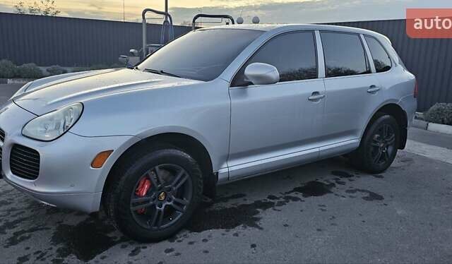 Серый Порше Каен, объемом двигателя 4.51 л и пробегом 199 тыс. км за 11300 $, фото 5 на Automoto.ua