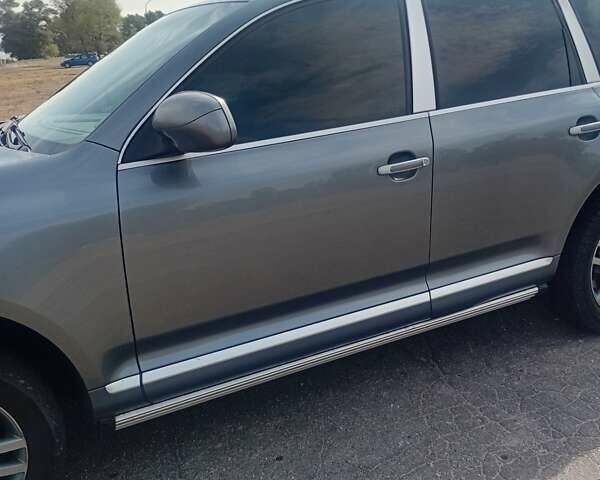 Сірий Порше Cayenne, об'ємом двигуна 3.19 л та пробігом 245 тис. км за 9999 $, фото 27 на Automoto.ua