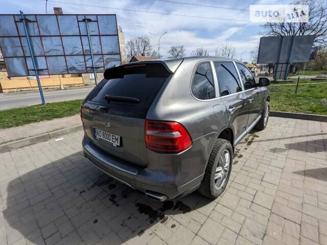 Сірий Порше Cayenne, об'ємом двигуна 4.8 л та пробігом 259 тис. км за 10900 $, фото 5 на Automoto.ua