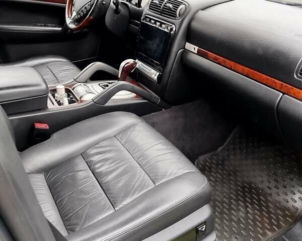 Порше Cayenne 2007 у Володимир-Волинський на Automoto.ua Сірий Порше Cayenne, об'ємом двигуна 3.6 л та пробігом 198 тис. км за 9999 $, фото 5 на Automoto.ua