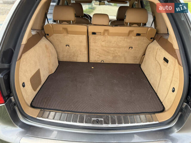 Сірий Порше Cayenne, об'ємом двигуна 4.8 л та пробігом 240 тис. км за 9300 $, фото 23 на Automoto.ua