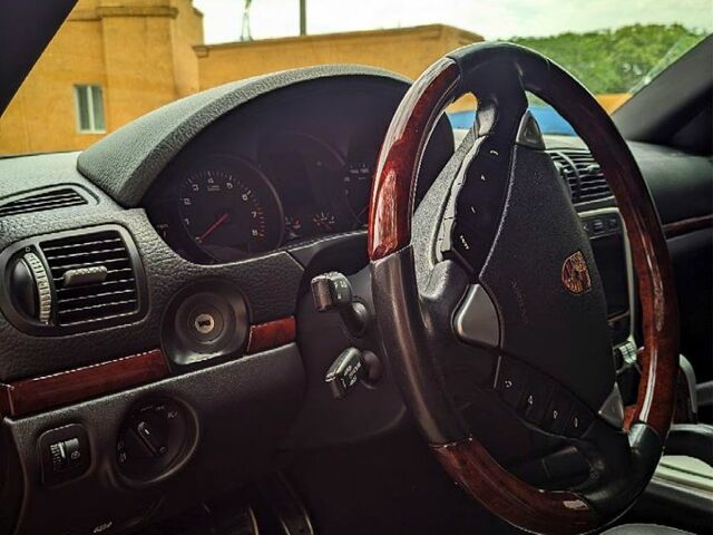 Сірий Порше Cayenne, об'ємом двигуна 3.6 л та пробігом 289 тис. км за 10400 $, фото 5 на Automoto.ua