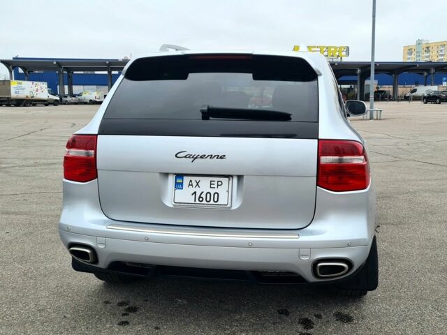 Сірий Порше Cayenne, об'ємом двигуна 3.6 л та пробігом 140 тис. км за 15607 $, фото 2 на Automoto.ua