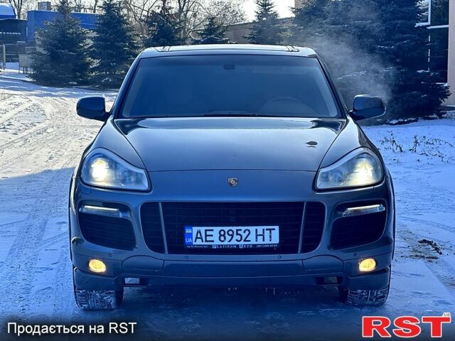 Сірий Порше Cayenne, об'ємом двигуна 4.8 л та пробігом 201 тис. км за 13800 $, фото 1 на Automoto.ua