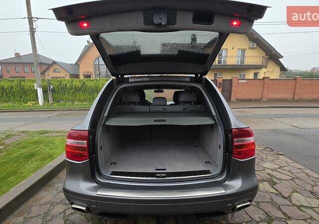 Сірий Порше Cayenne, об'ємом двигуна 4.8 л та пробігом 120 тис. км за 12000 $, фото 18 на Automoto.ua