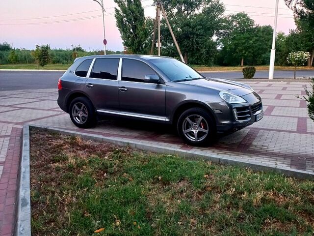 Сірий Порше Cayenne, об'ємом двигуна 3.6 л та пробігом 289 тис. км за 10400 $, фото 3 на Automoto.ua