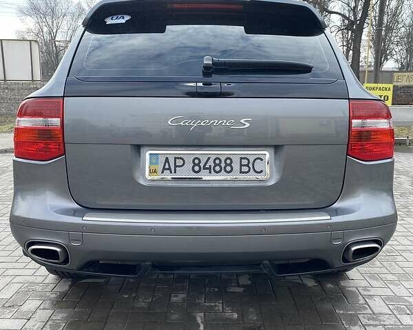 Сірий Порше Cayenne, об'ємом двигуна 4.8 л та пробігом 171 тис. км за 11900 $, фото 18 на Automoto.ua