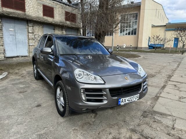 Серый Порше Каен, объемом двигателя 3.6 л и пробегом 177 тыс. км за 12500 $, фото 1 на Automoto.ua