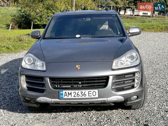Сірий Порше Cayenne, об'ємом двигуна 3.6 л та пробігом 260 тис. км за 13000 $, фото 4 на Automoto.ua