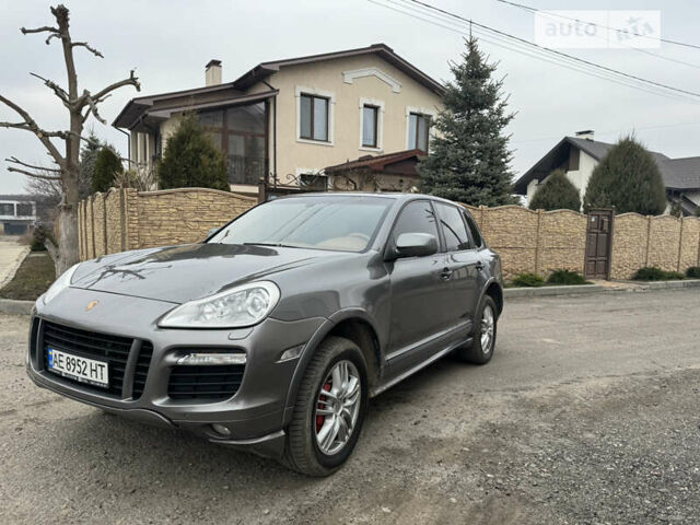 Сірий Порше Cayenne, об'ємом двигуна 4.81 л та пробігом 210 тис. км за 8800 $, фото 16 на Automoto.ua